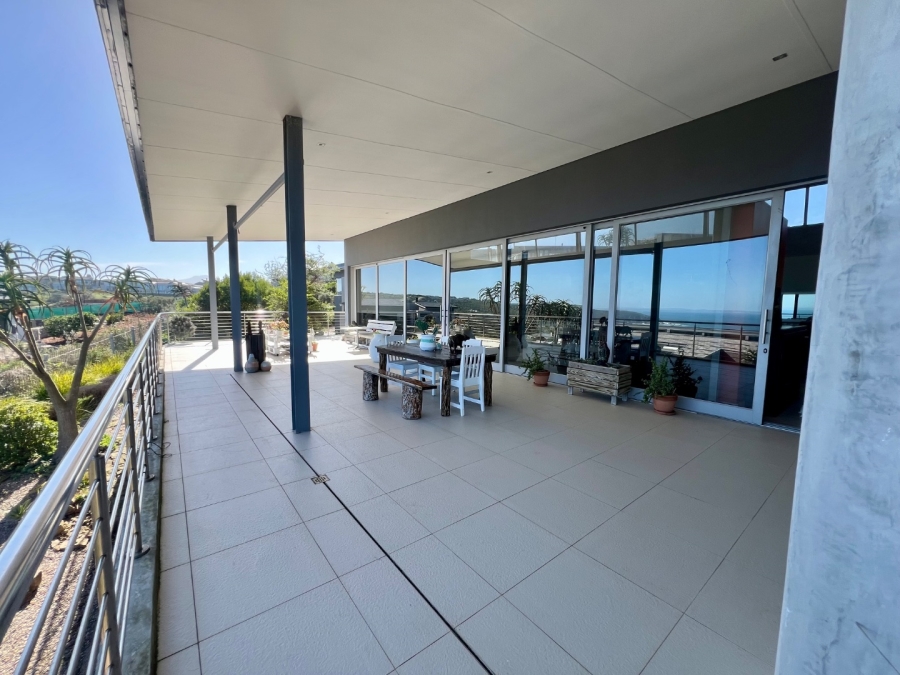 3 Bedroom Property for Sale in Oubaai Western Cape